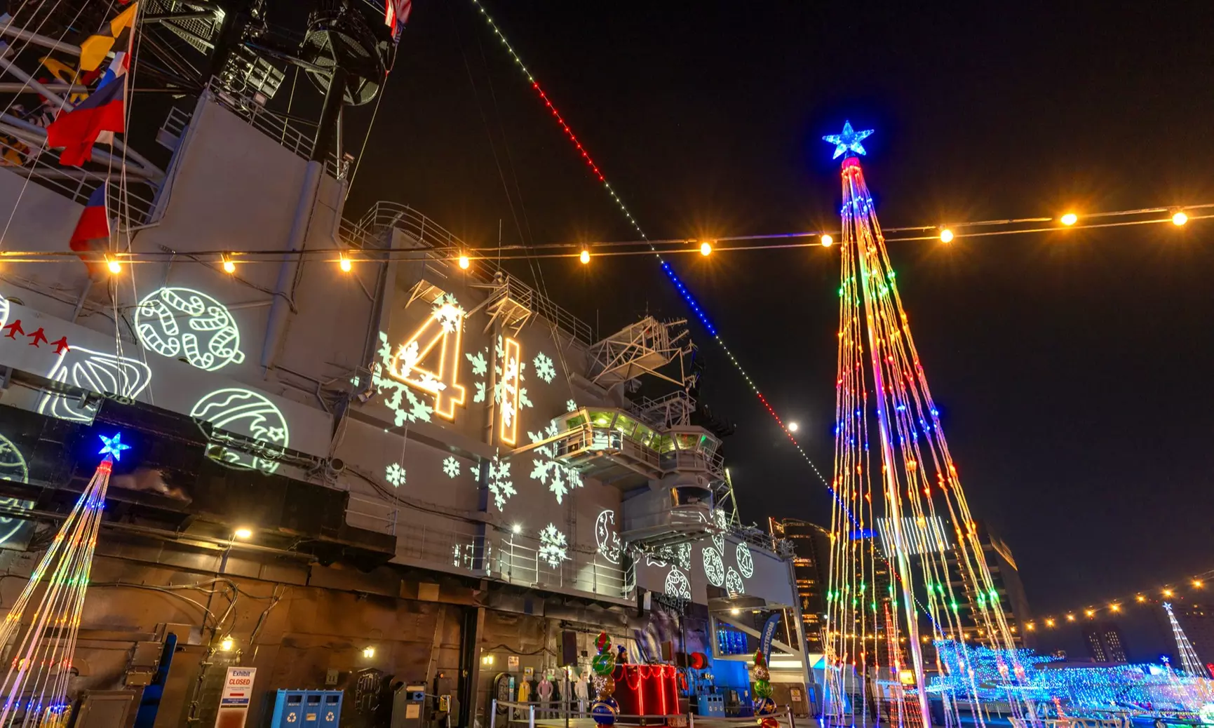 General Admission to Jingle Jets Holiday Lights in San Diego!