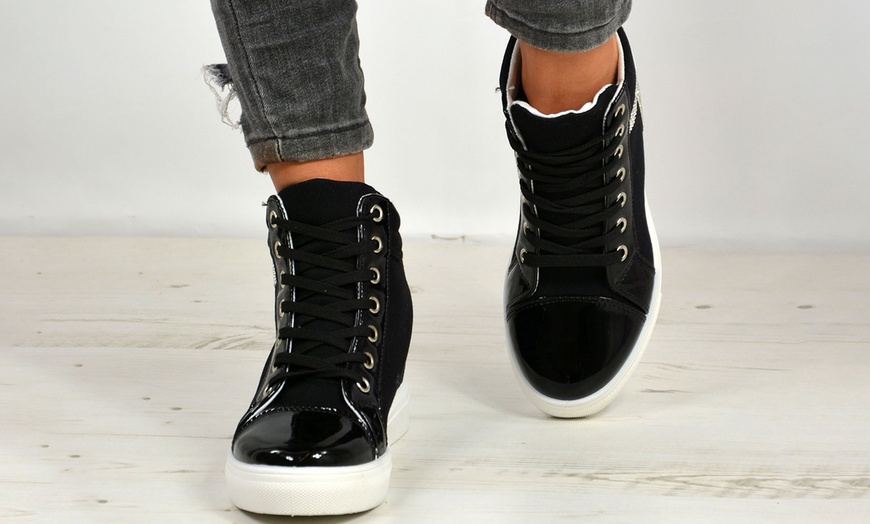 Image 5: Women's Studded High Top Trainers