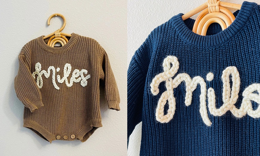 Image 3: Pull personnalisé brodé pour bébé sur Justyling 