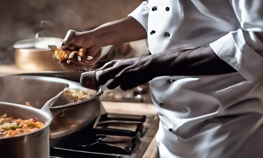 Image 2: Authentischer Genuss aus Kamerun: 3-Gänge-Menü für 2 oder 4 Personen