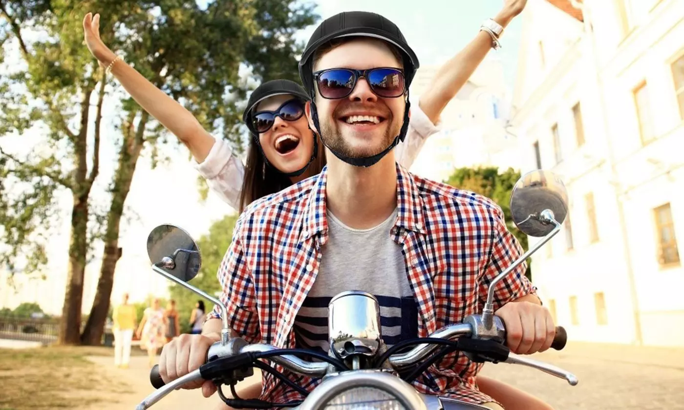 LakeForest Cycling Safety Helmet Stylish Bike Helmet with Baseball Cap Design