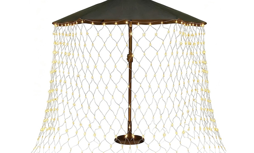 Image 7: LED-Netzlichter mit Solarpanel