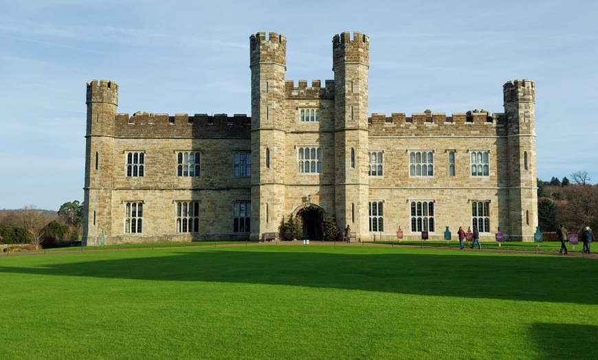 Image 2: Historic Boat Ride Tour: Leeds, Canterbury & Dover Cliffs Adventure