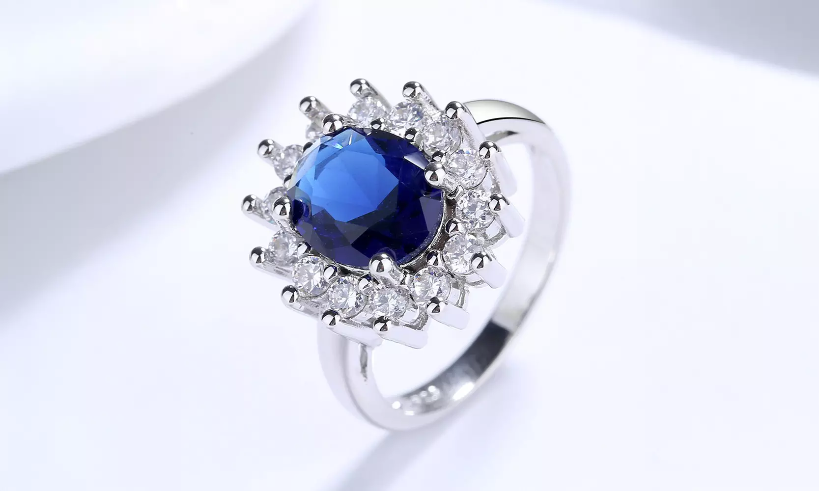 18K White Gold Sapphire Halo Engagement Ring