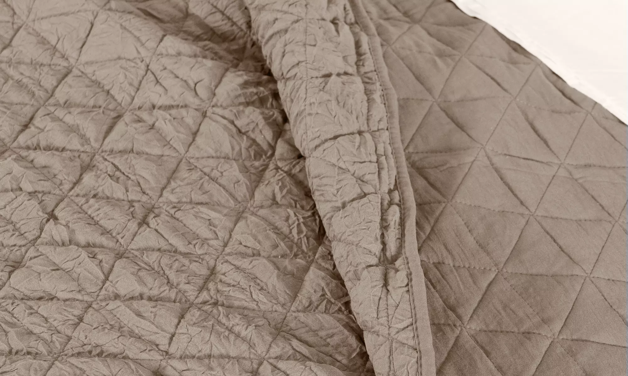 Couvre-lit taille XL avec effet froissé