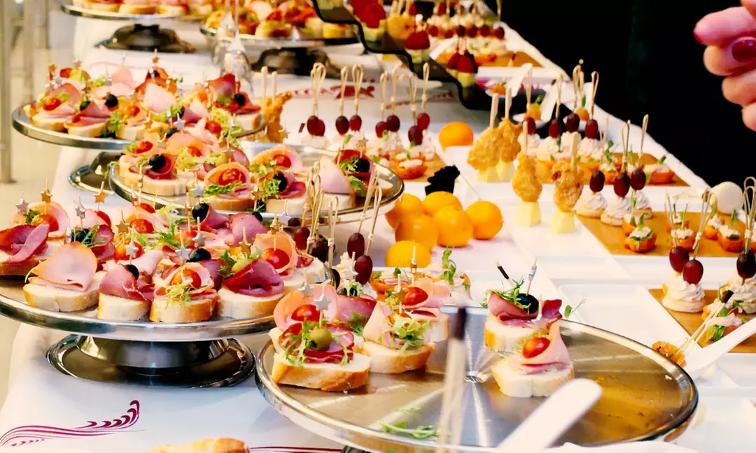 Enjoy Catering for 10, 20 or 30 People with Delivery