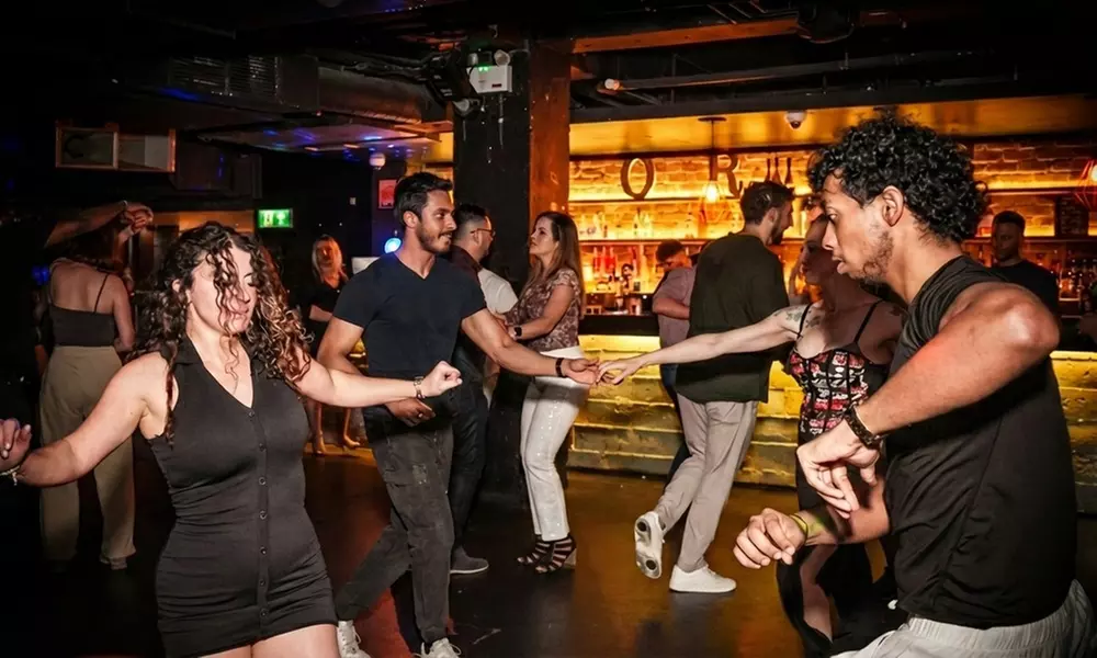 Enjoy 2 or 4 Wednesdays – Salsa & Bachata Classes + Social Experience