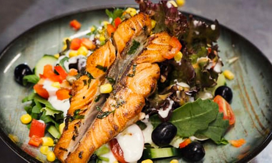 Image 8: XXL-Antipasti-Platte & Pizza oder Pastagericht nach Wahl