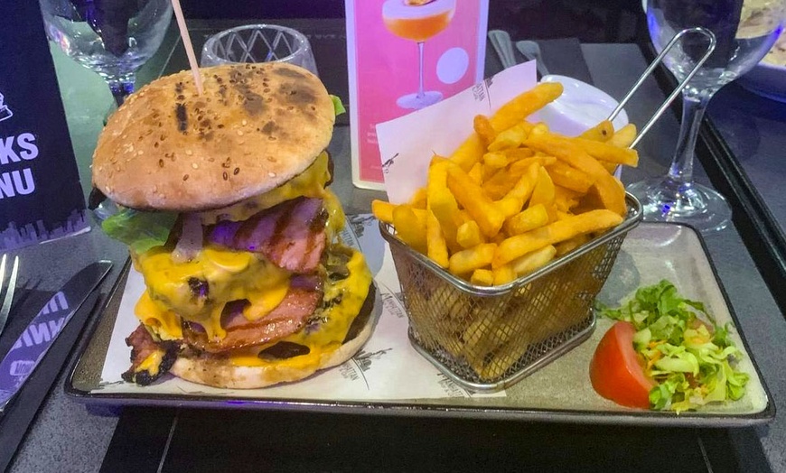 Image 4: 2 Course Meal with Drinks for 2-4 at Manhattan Bar & Grill