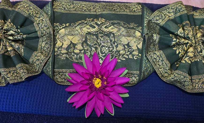 Image 3: Évasion thaï à Nantes: massages traditionnels relaxants en solo ou duo