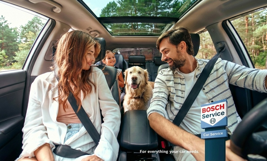 Image 2: MOT Test Class 4 for Cars or Small Vans or MOT Test Class 7 for LVC'S