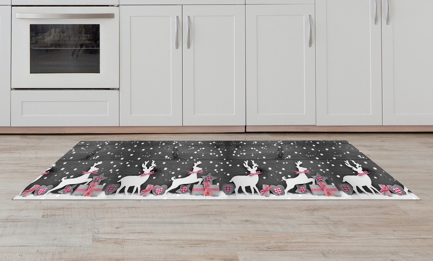 Image 20: Antislip keukentapijt met kerstpatroon