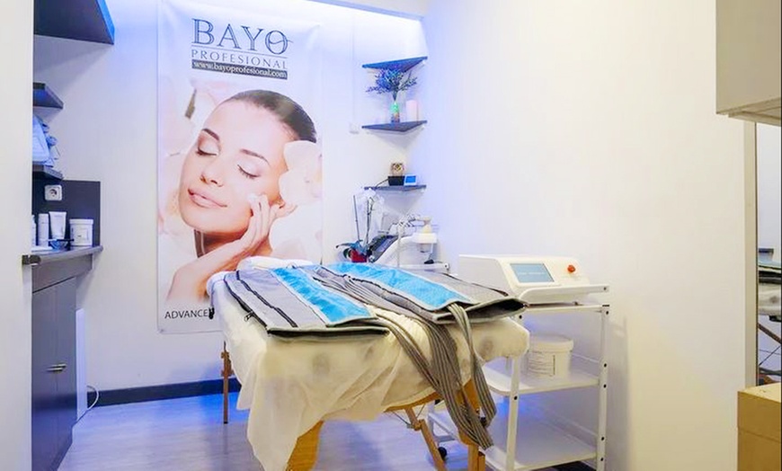 Image 3: Presume de piel suave con hasta 7 sesiones de depilación láser para 1