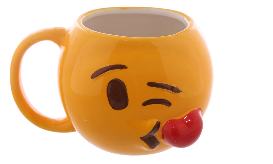 Image 2: Four-Pack of Emoji Mugs