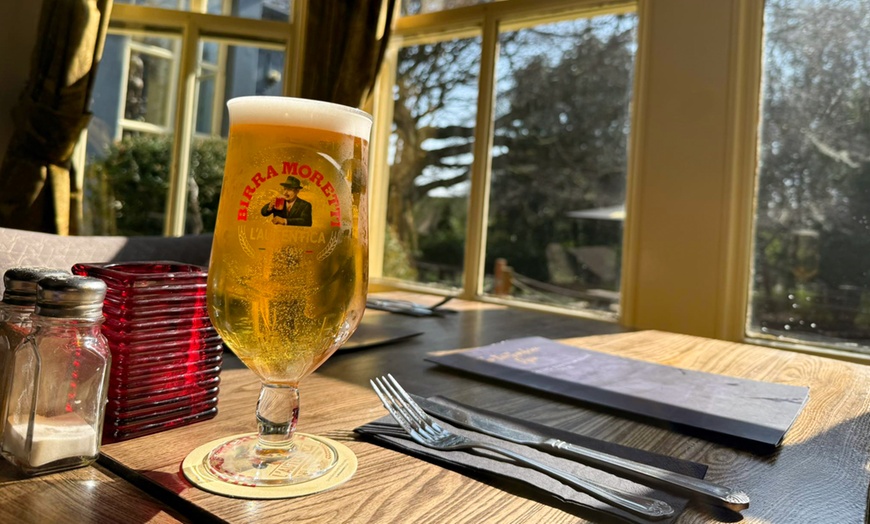 Image 5: £30 or £50 to Spend on Pub Food