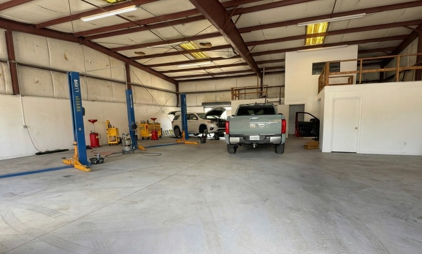 Image 3: Synthetic Blend or Full Synthetic Oil Change with Opt Tire Rotation