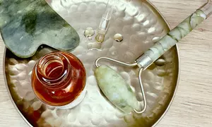 Soin du visage hydratation intense effet peau neuve ou anti-âge avec luminothérapie (jusqu'à 46% de remise)