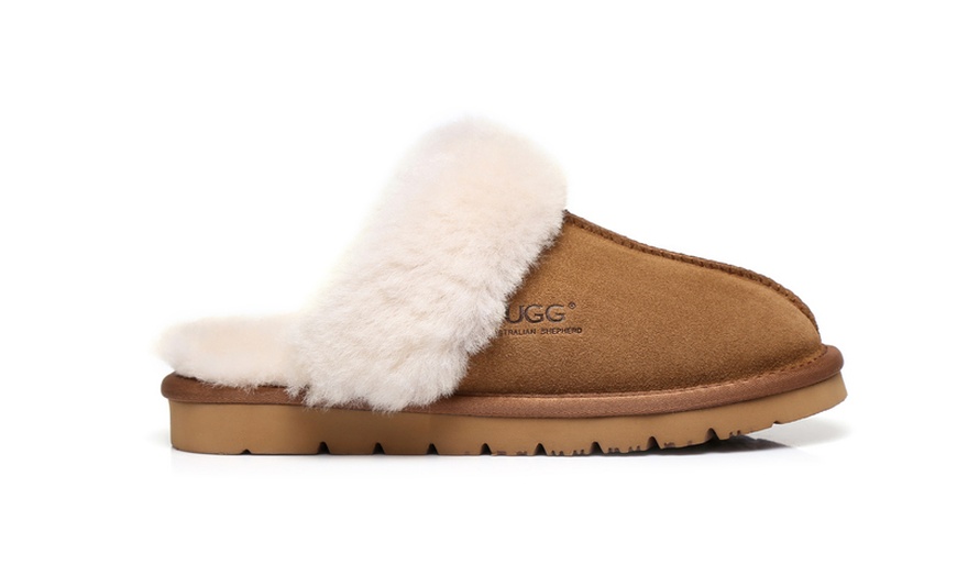Image 2: UGG Unisex Muffin Scuff Slippers