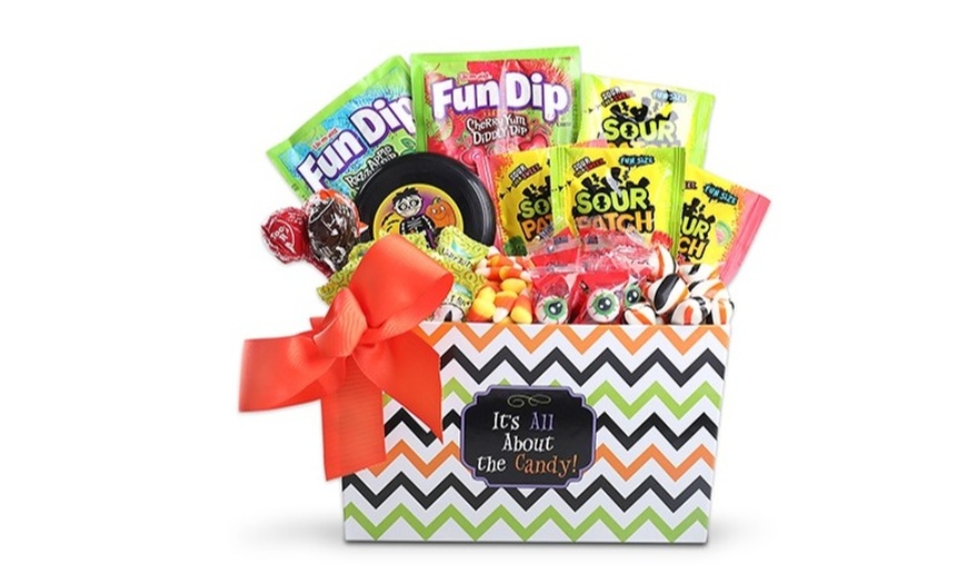 Image 3: Spook-Tacluar Halloween Gift Baskets