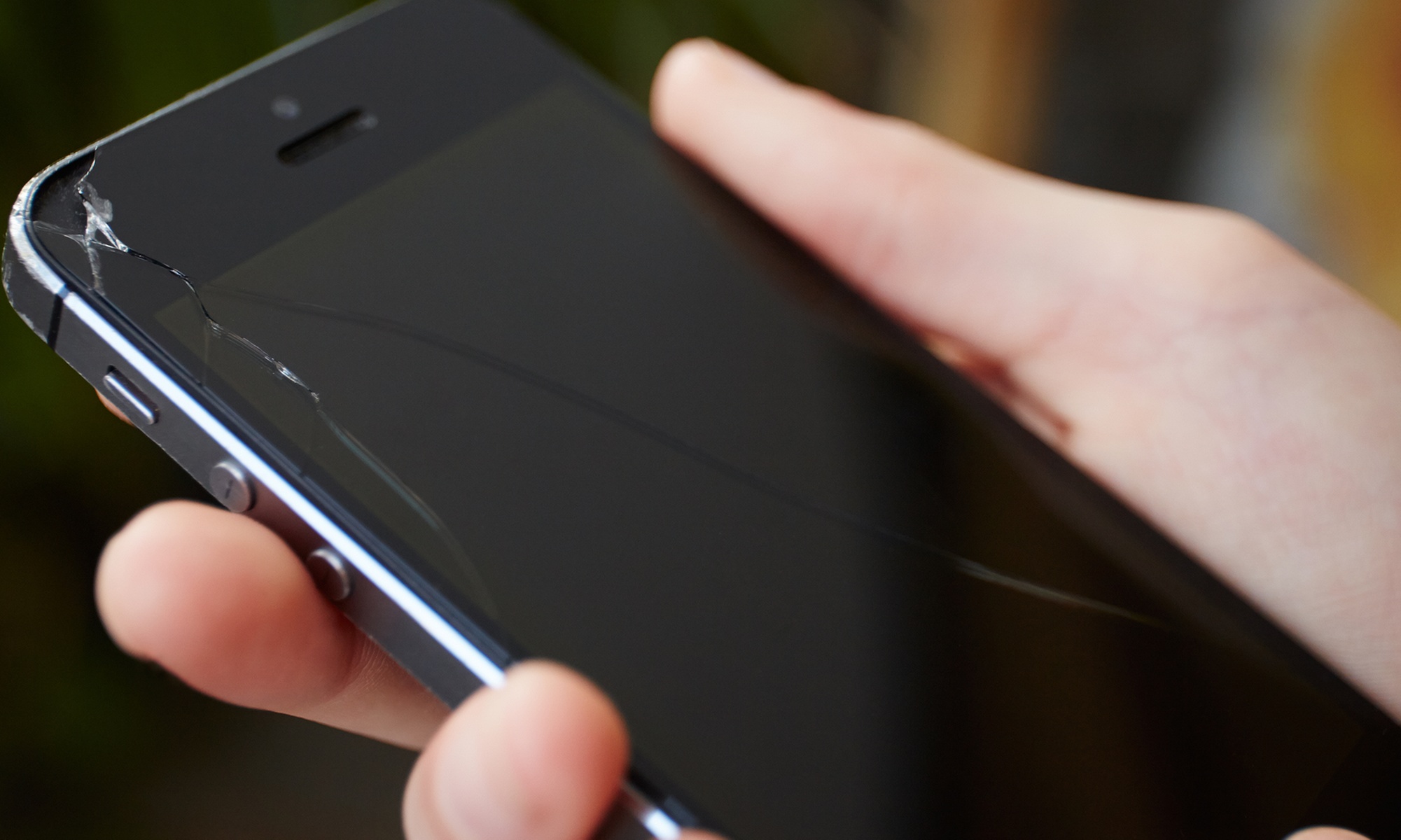 Get Your Phones, Tablets, iPads & MacBook's Repaired by Experts
