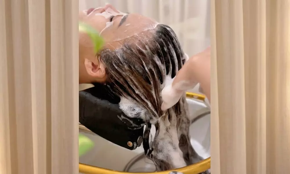 Deluxe or Luxury Head Spa w/Optional Aromatherapy or Keratin Treatment