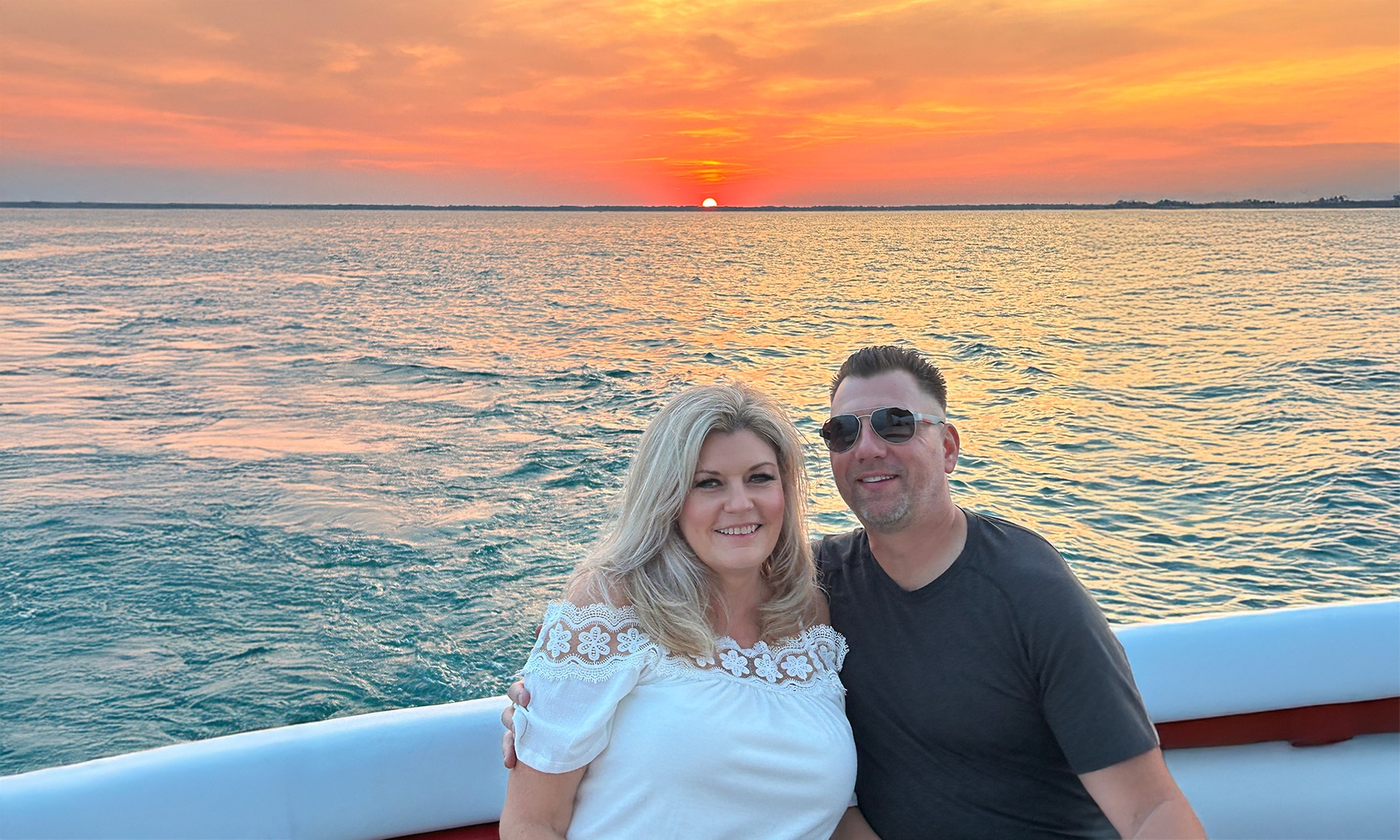 Scenic 2-Hour Sunset or History Cruise Tour for 2–6 People 