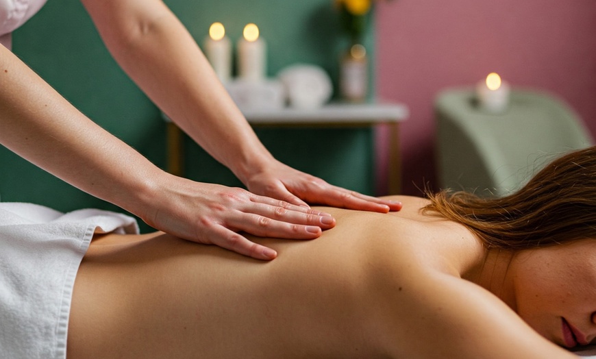 Image 2: Pampering Spa Treatments - 30, 60 or 80 Minutes