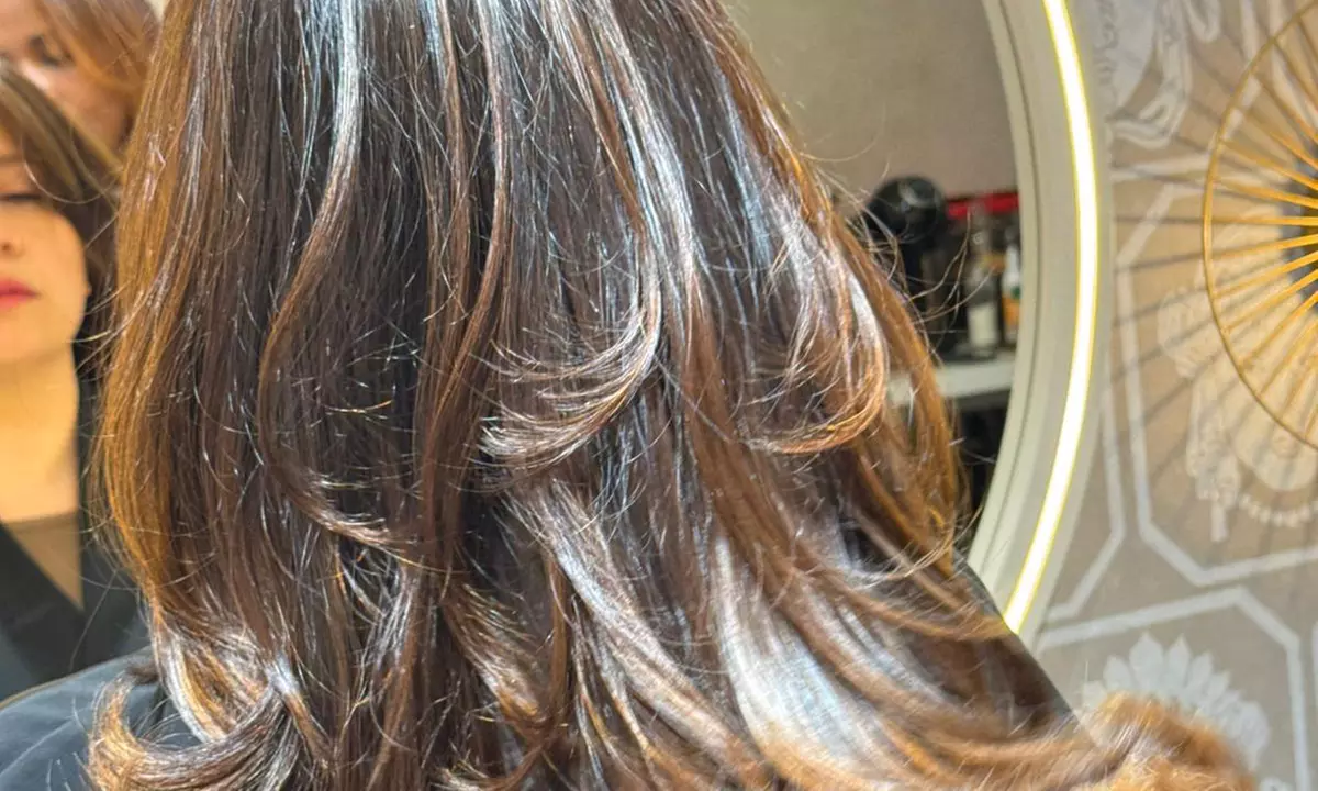 Peluquería con lavado, mascarilla, corte, brushing y opción a tinte