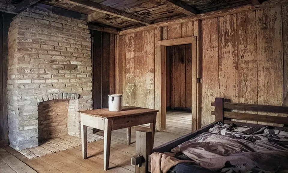 Experience Destrehan Plantation Haunted Night Tour For 1,2 or 4