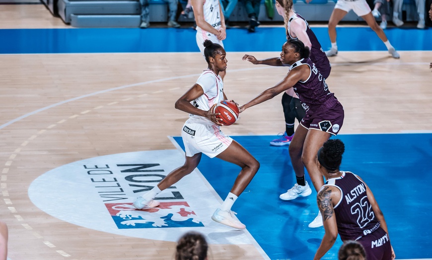 Image 2: Vibrez avec "les Lionnes" : LDLC Asvel féminin en 1/2 d'EuroCup