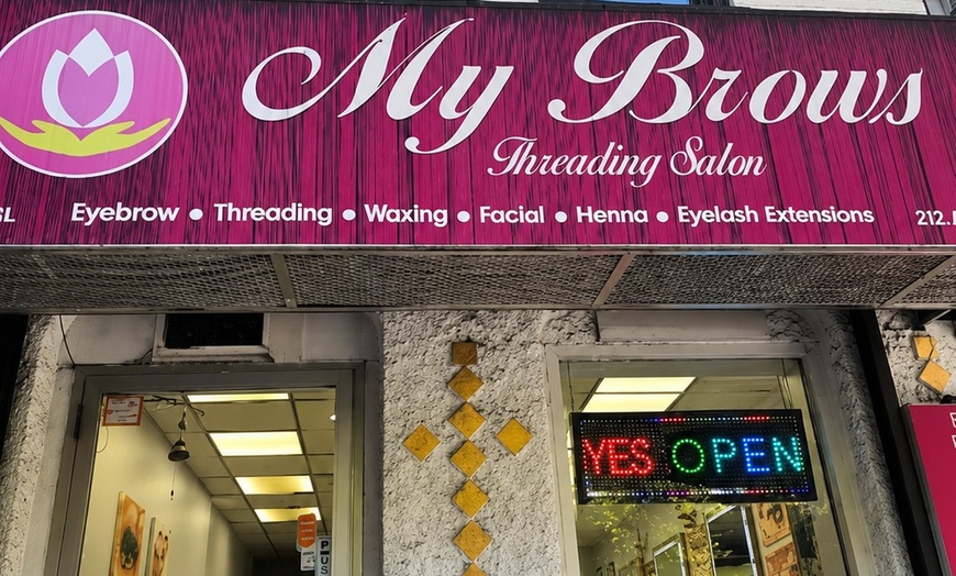 Image 2: Brazilian Chocolate Waxes, Brazilian Oil Wax, or Leg Wax at My Brows