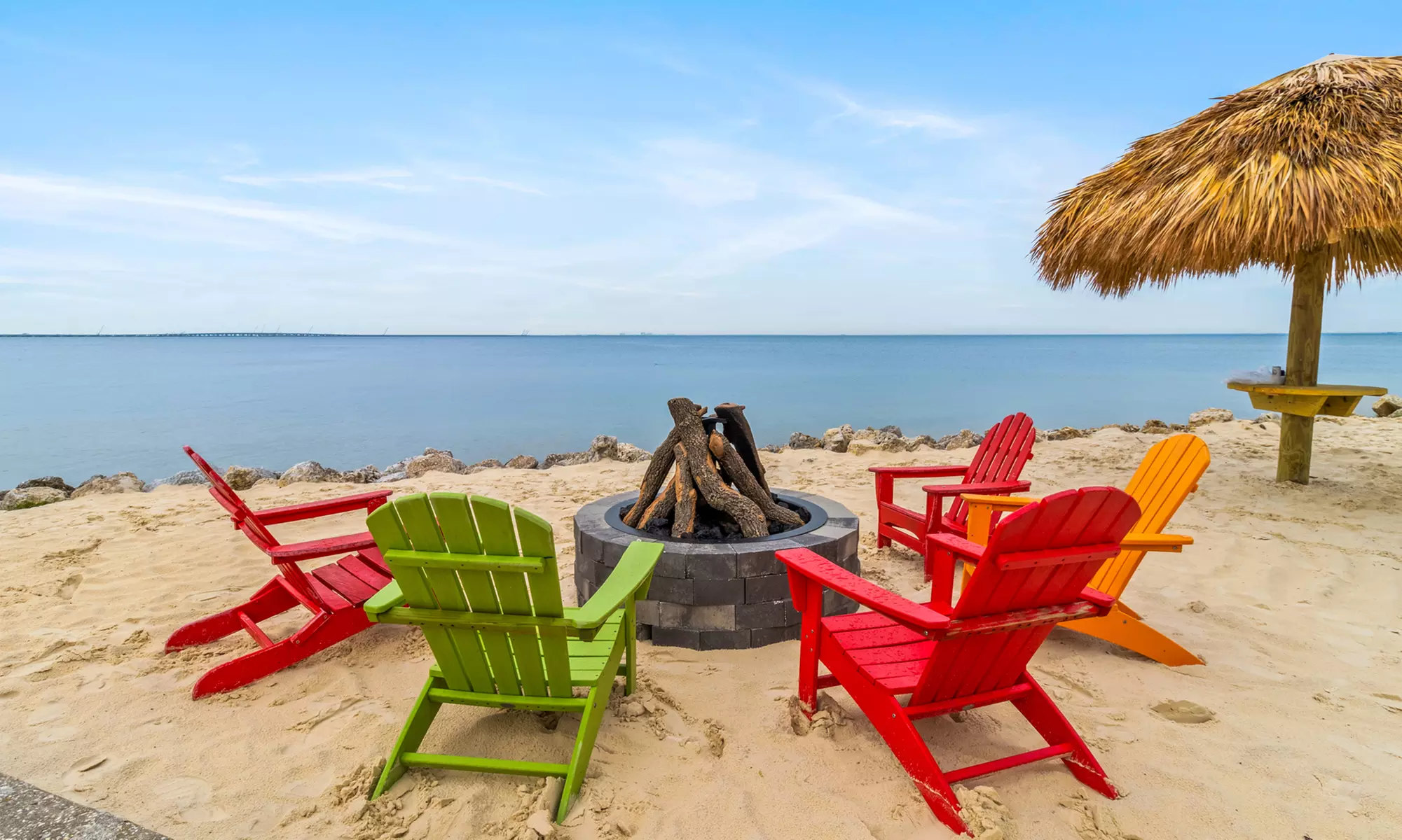 Sailport Waterfront Suites: Your Gateway to Bayside Serenity
