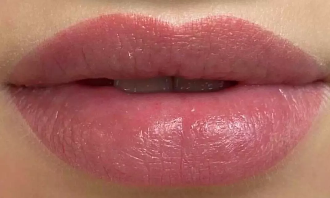 Dauerhaft schön: Permanent Make-up für Augen, Brauen & Lippen