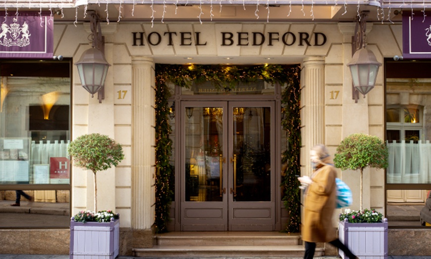 Image 11: Dégustez une cuisine raffinée au restaurant Le Victoria