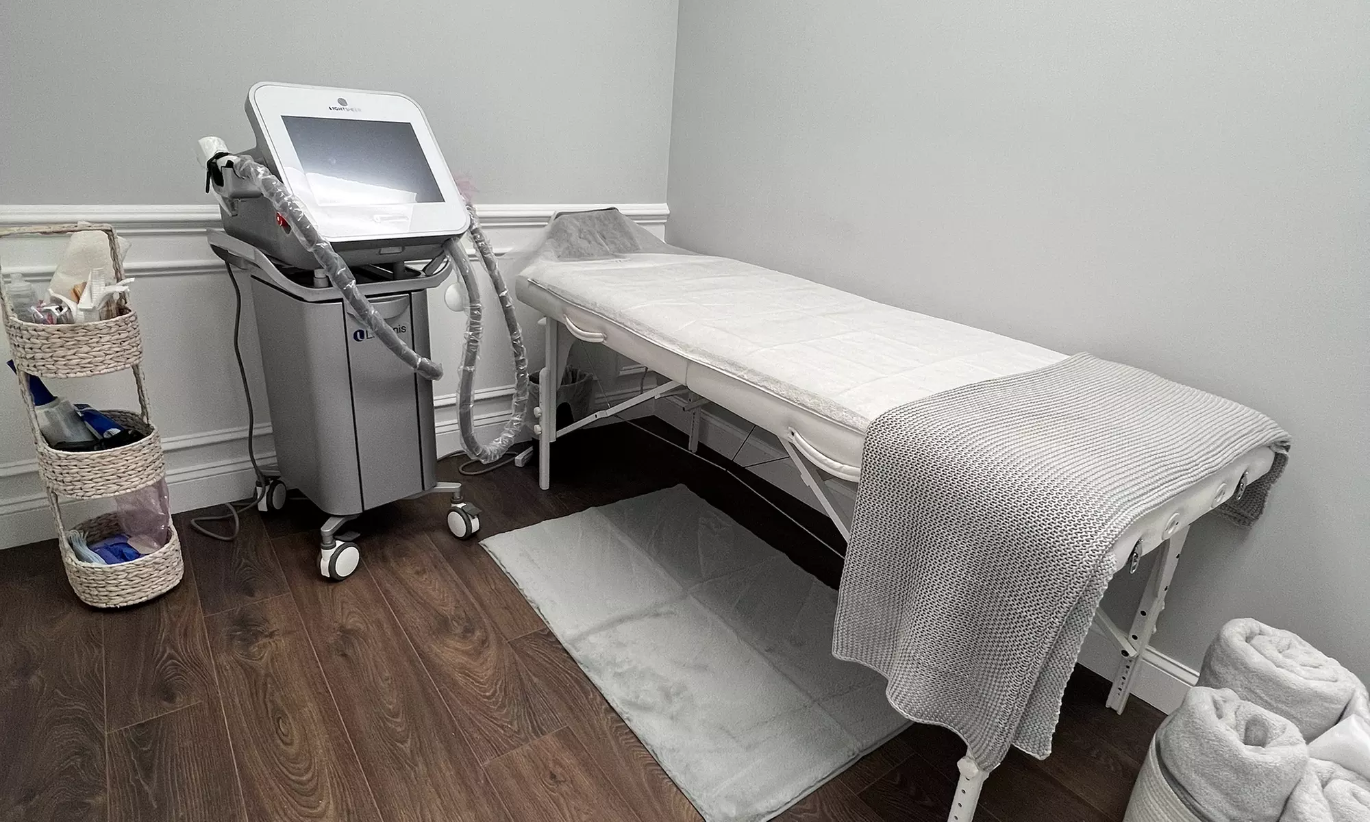 Up to 40% Off on Radio Frequency Skin Tightening at 4U Body&Skin