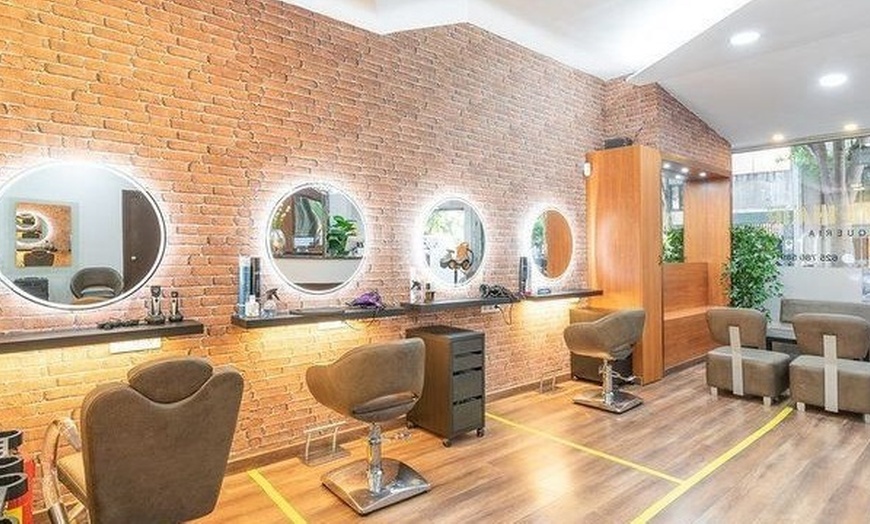 Image 8: Cuidado para pestañas y cejas: lifting y tinte, laminado o depilación 