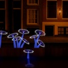 Image 2: Beleef het Amsterdam Light Festival: rondvaart door de grachten