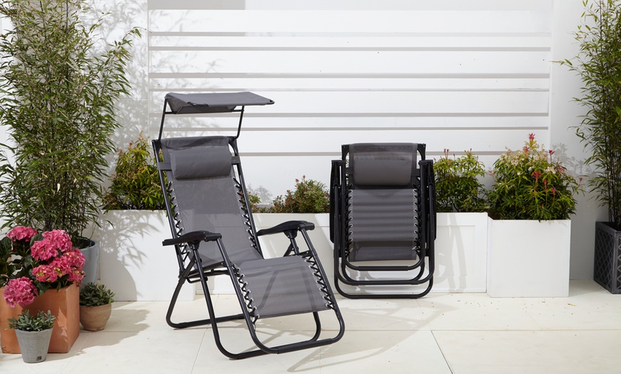 Image 15: Neo Folding Zero Gravity Garden Chairs and Table Set