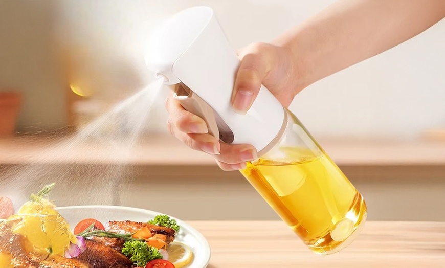 Image 4: Pack of Two Oil Spray Bottles, 220ml 