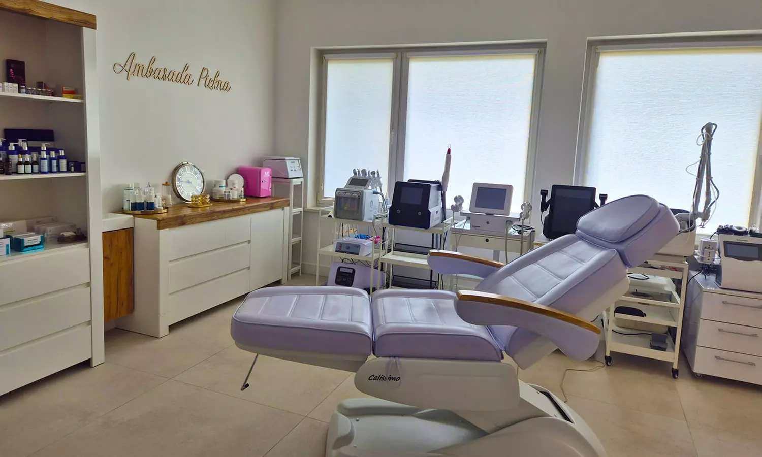 Radiofrekwencja mikroigłowa: ujędrnienie skóry twarzy i ciała