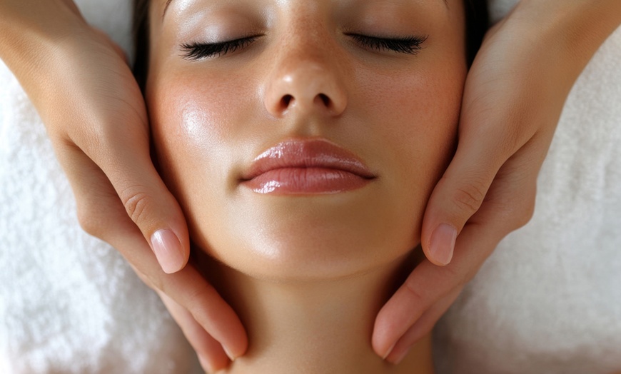 Image 5: 60-Minute Tibetan Four-Hand Full-Body Massage With Two Therapists