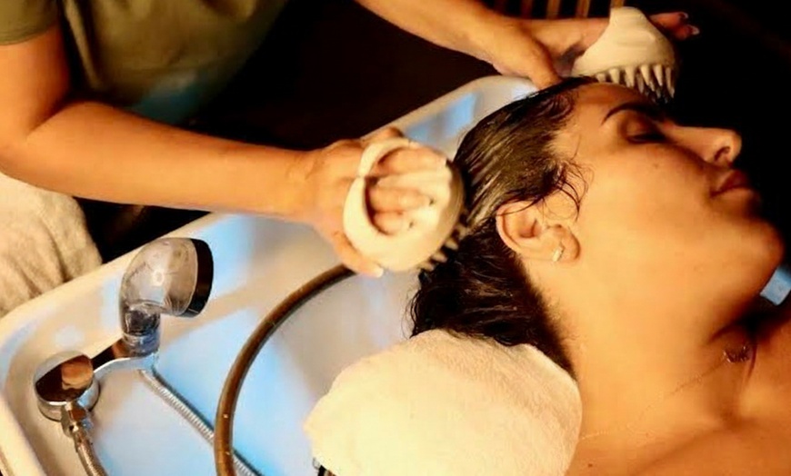 Image 4: Head Spa japonais : détente du cuir chevelu et soin au choix