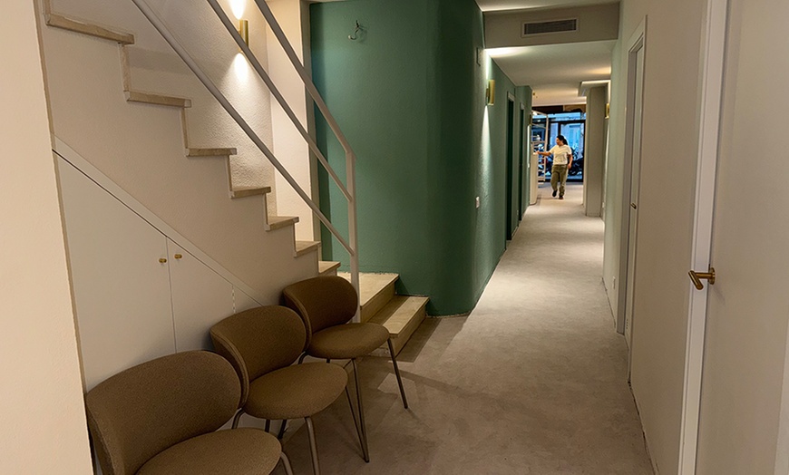 Image 4: Hasta 63% de dto. en Masaje - Otras especialidades en Centre Mèdic Europa