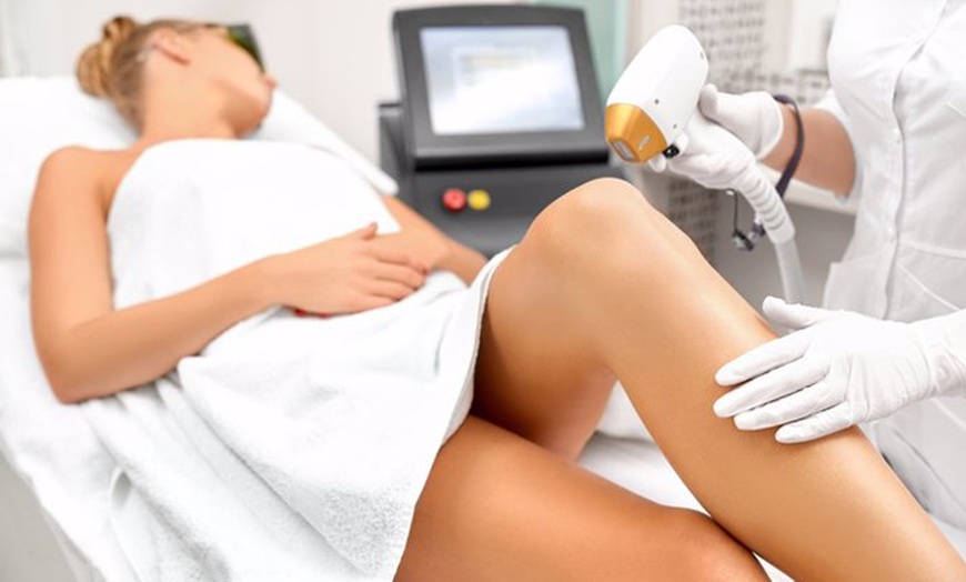 Image 3: 1, 3 o 6 sesiones de depilación láser para 1 persona  