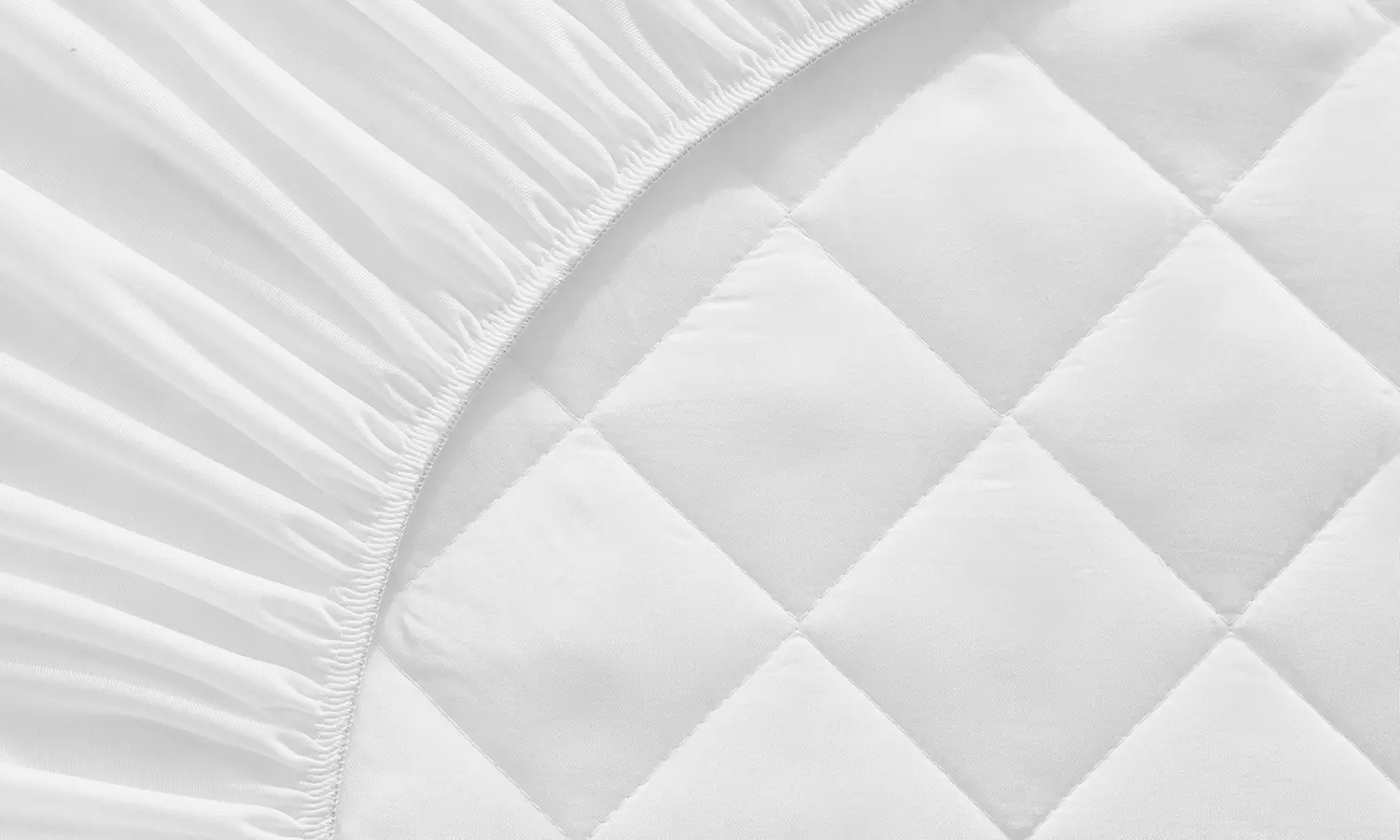 Pikolin Home Aloe Vera gepolsterter Matratzenschoner - Wasserabweisend, Atmungsaktiv, Weich und Anpassbar