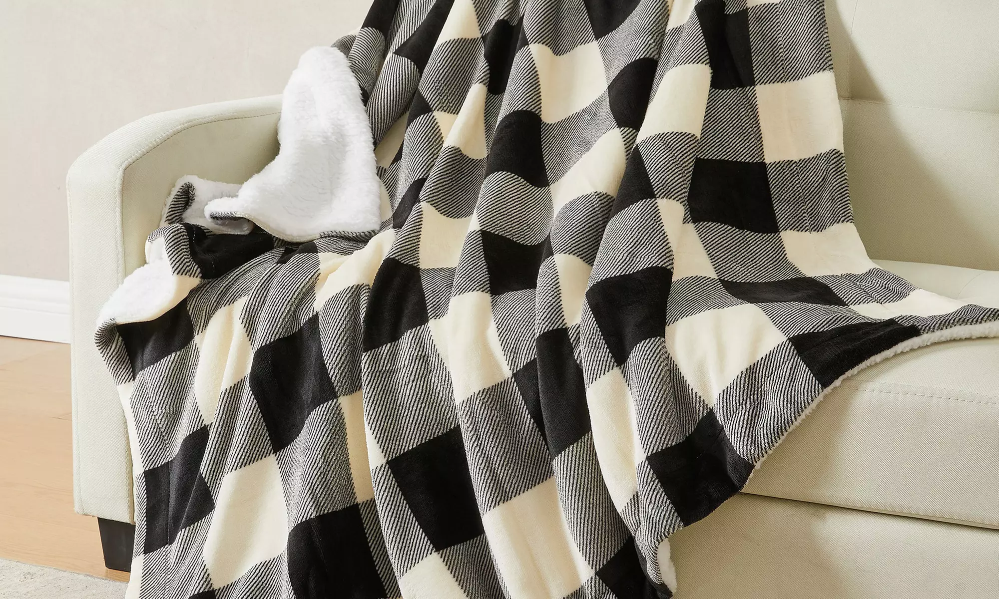 Cozy Plush Velvet & Sherpa Reversible Throw Blanket