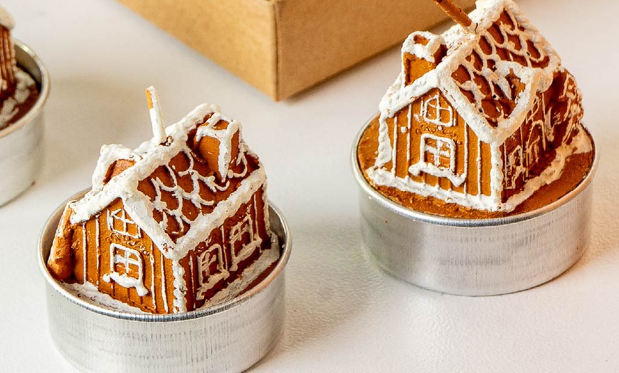 Image 3: Set mit 18 3D-Weihnachts-Teelichtern – inklusive Geschenktasche