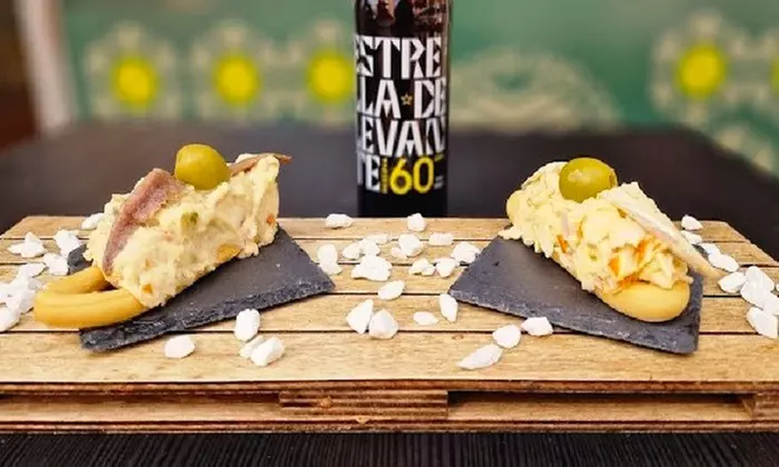 Menú venezolano para 2 o 4 con entrante, principal, postre y bebida