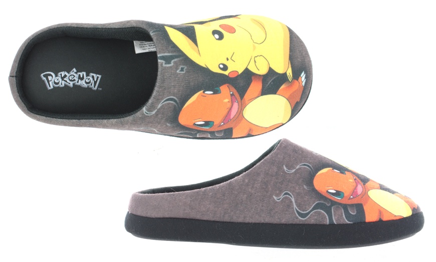 Image 2: Men's Pokemon Slippers