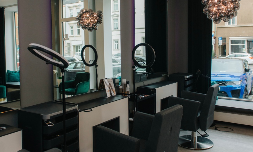 Image 4: Aquafacial-Gesichtsbehandlung opt. mit Gesichtsmassage für 1 Person